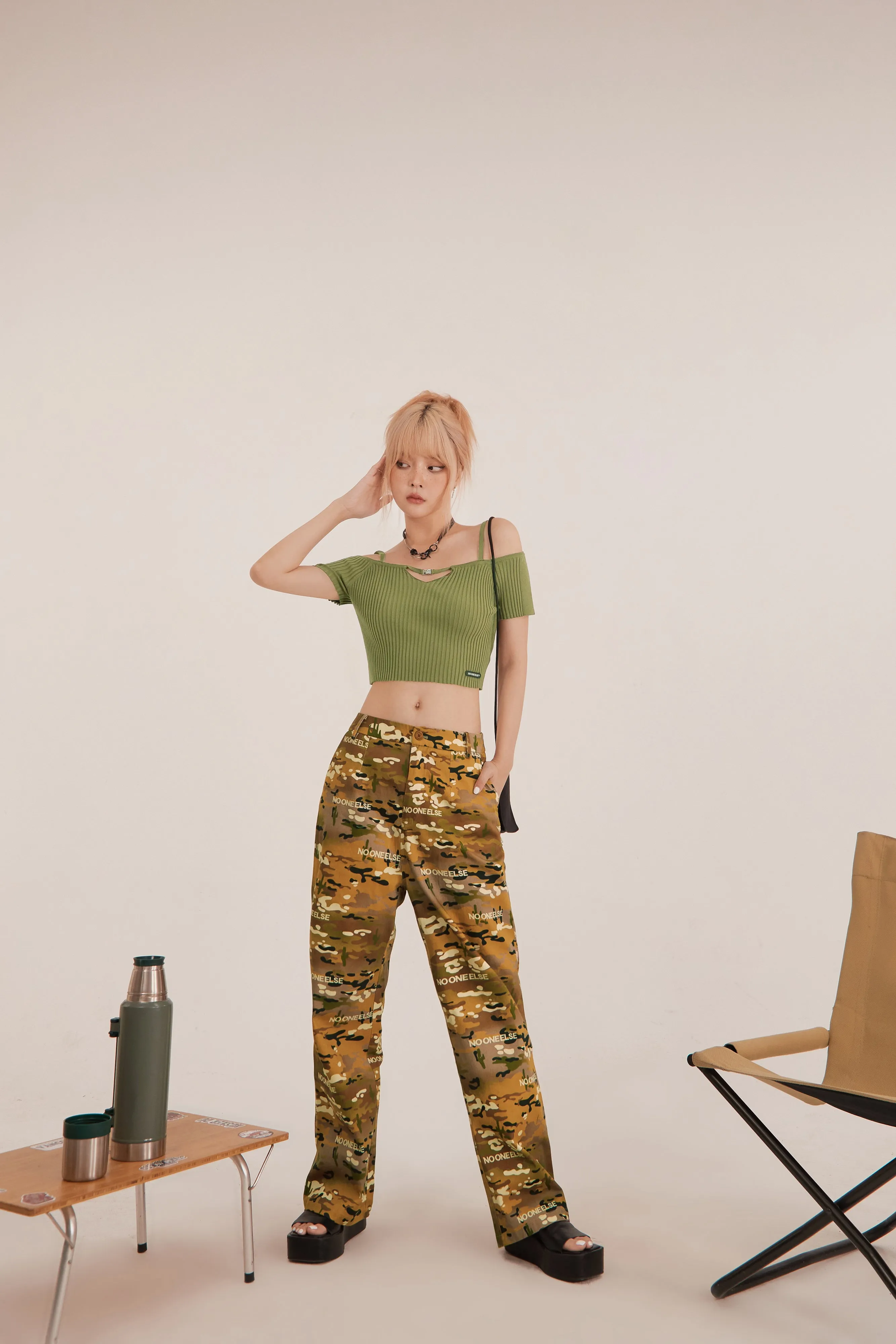 Cameo Print Wide Pants