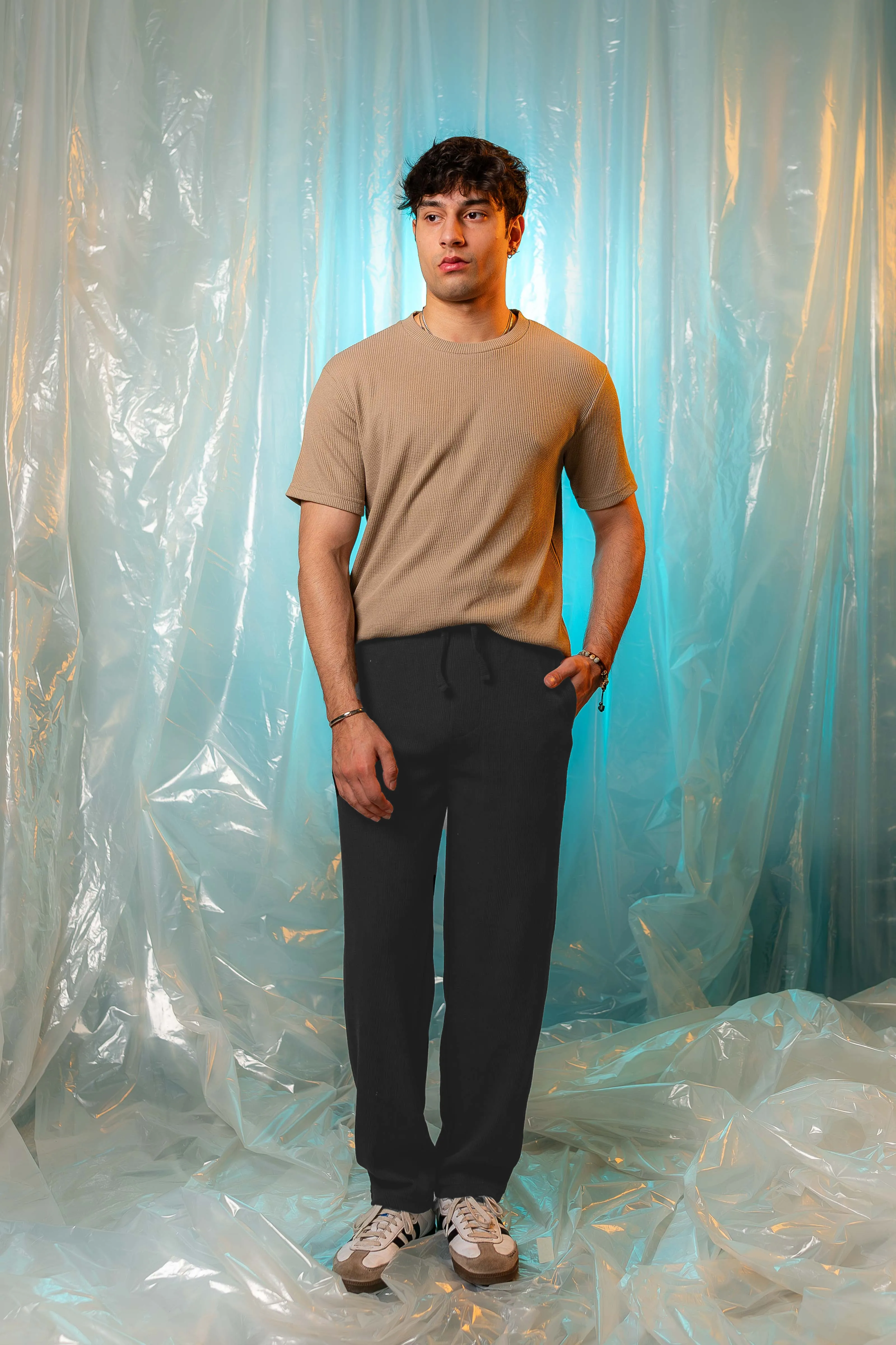 Relaxed Fit Textured Trouser in Black