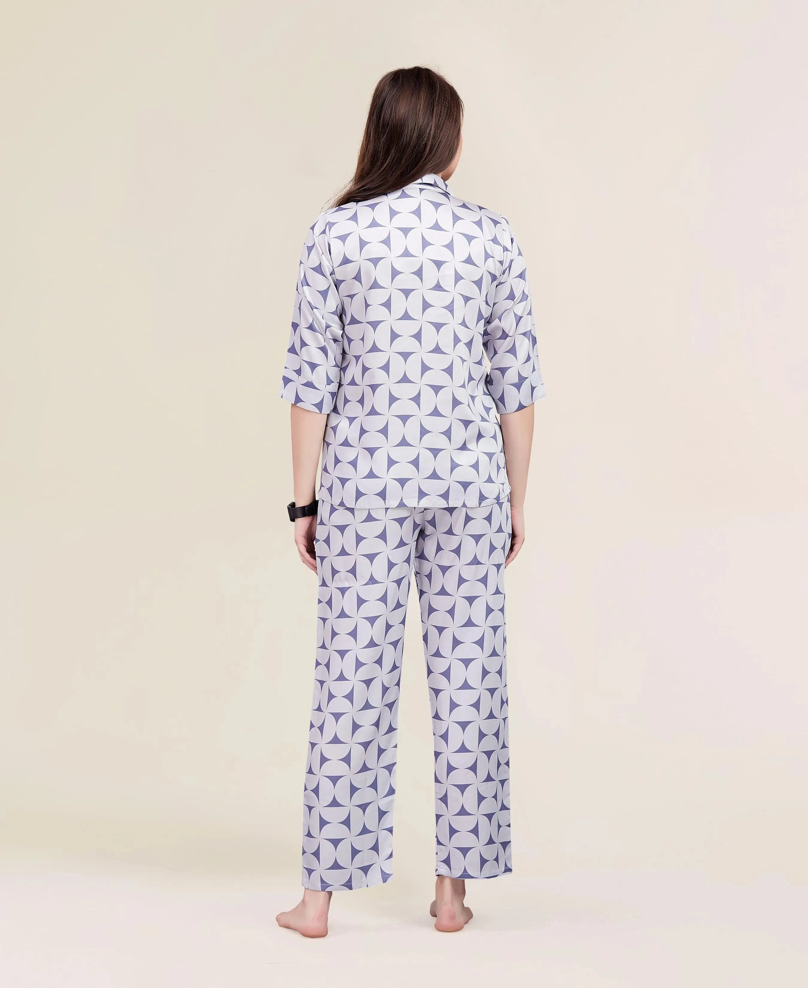 Velure Trendy Attractive Print Night Suit